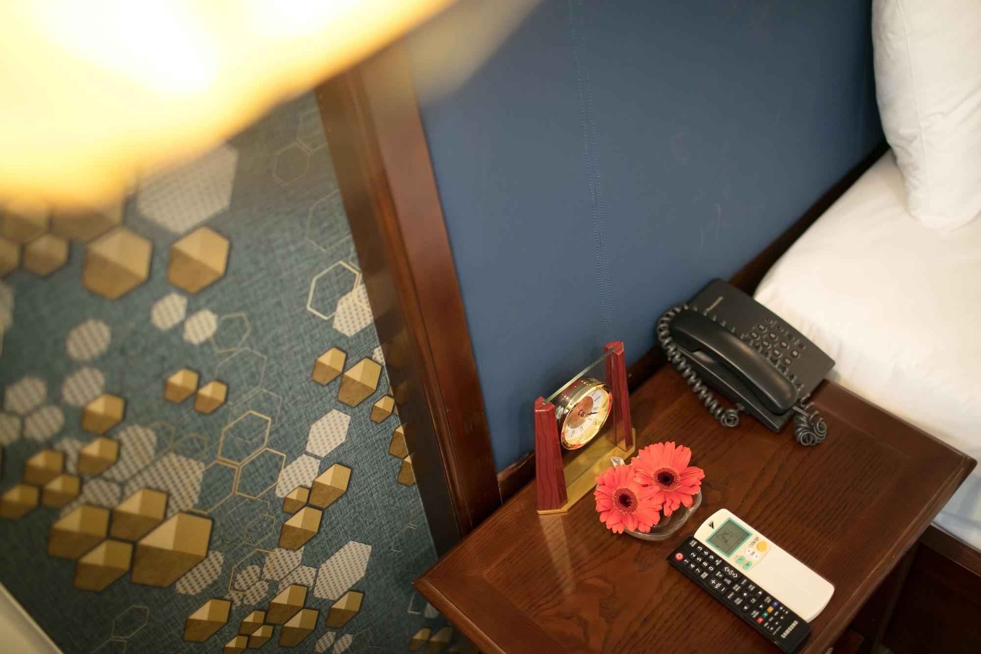 Holiday Emerald Hotel Ханой Екстер'єр фото