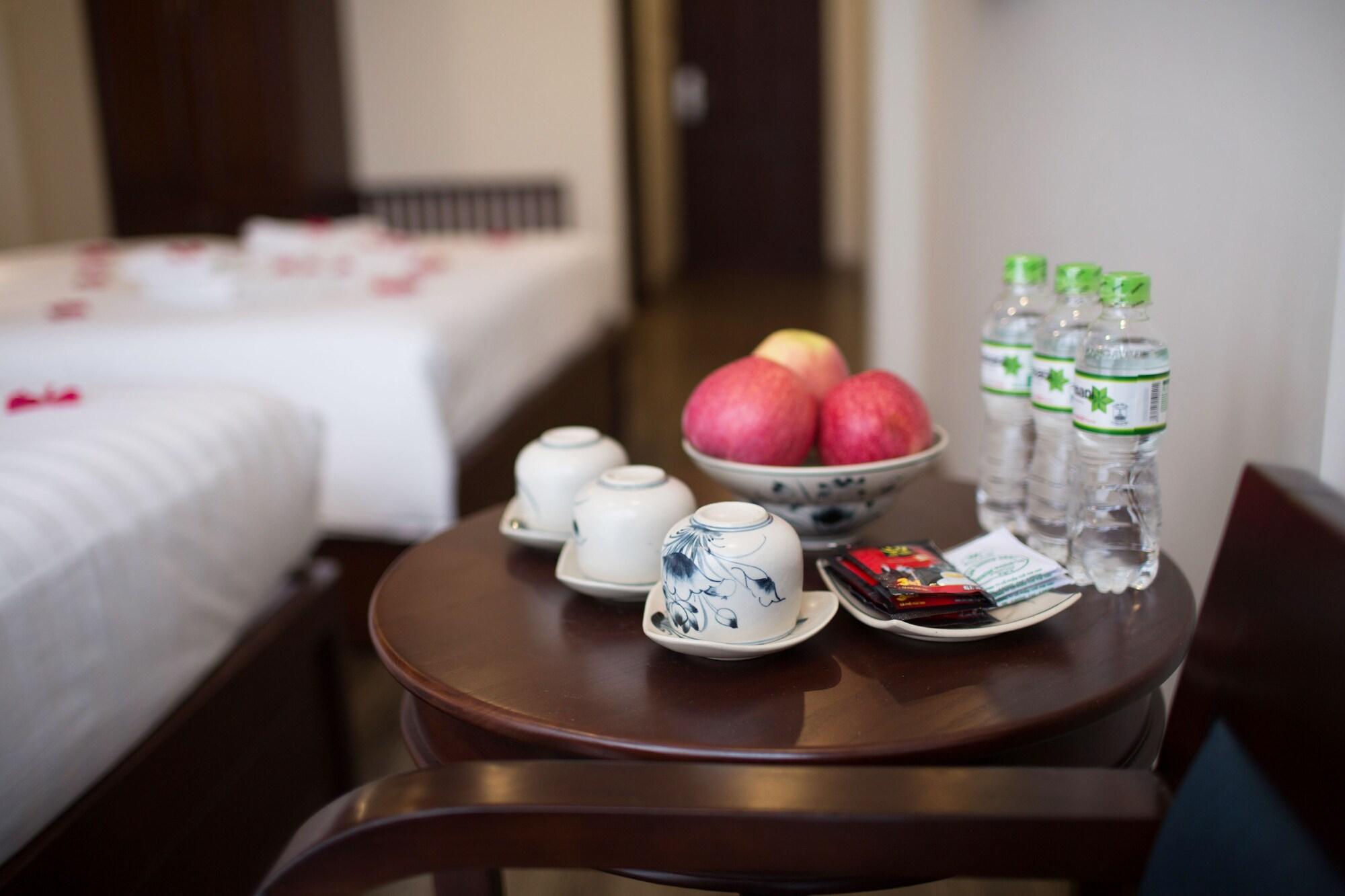 Holiday Emerald Hotel Ханой Екстер'єр фото